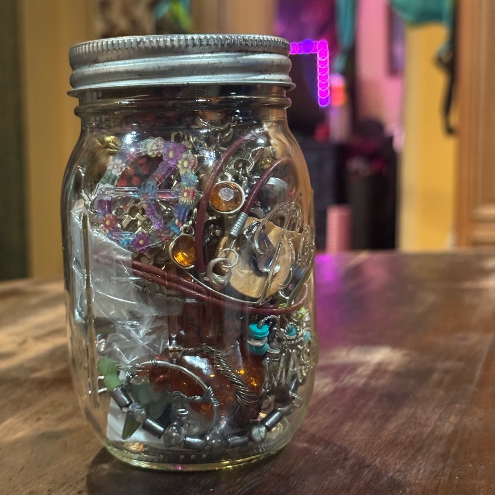 ✨Magical Mystery Jewelry Jar✨ - Picture 2 of 7